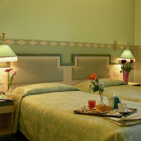 Buenos Aires Hotel Milán Exteriér fotografie