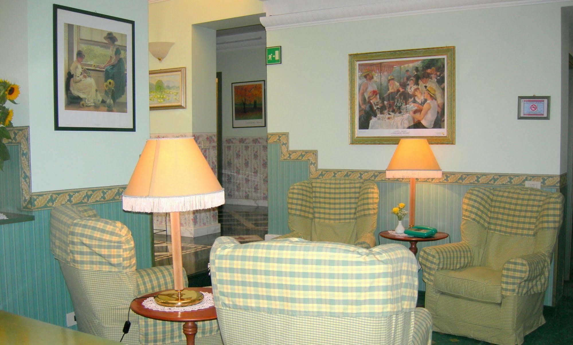 Buenos Aires Hotel Milán Exteriér fotografie