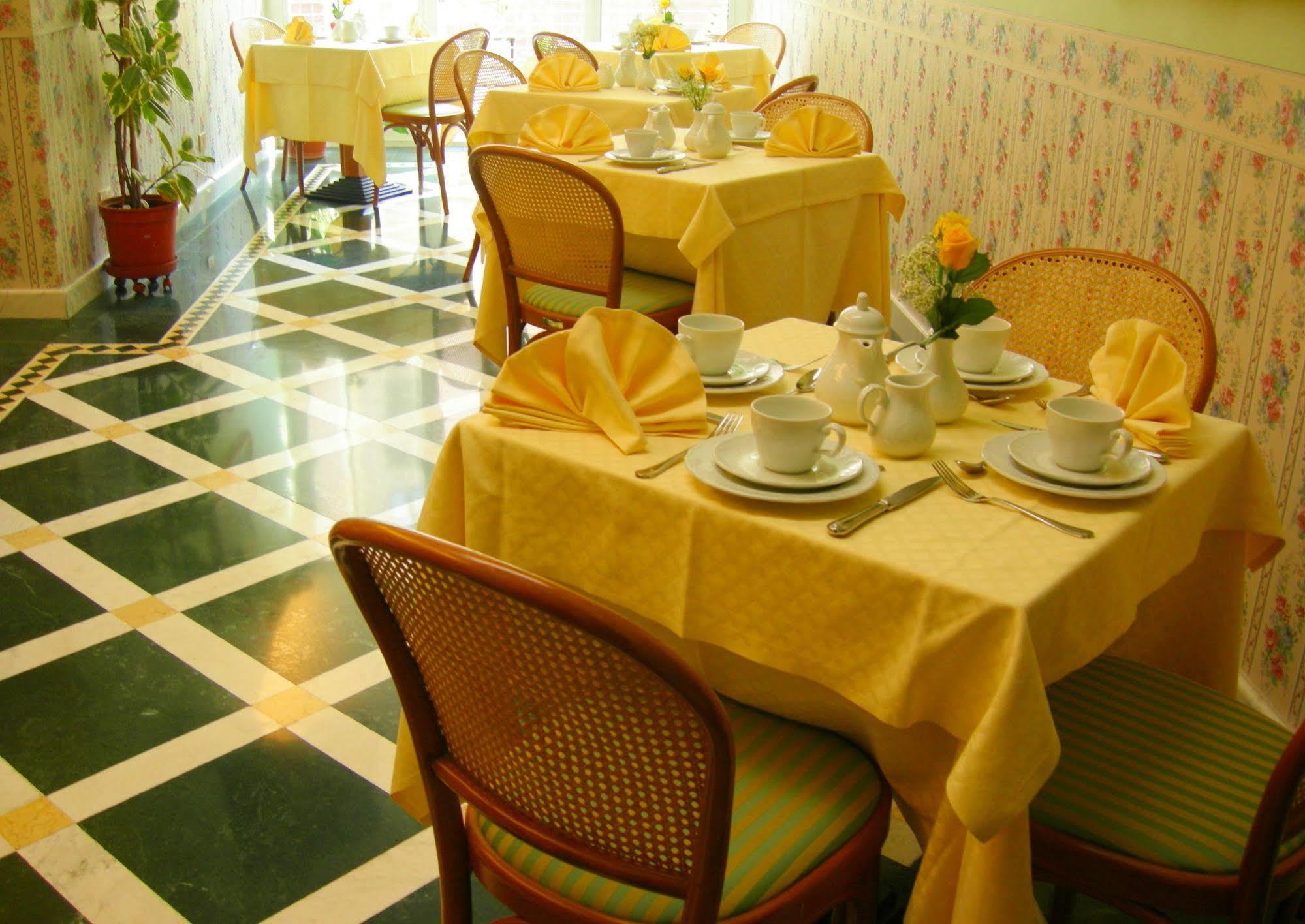 Buenos Aires Hotel Milán Exteriér fotografie