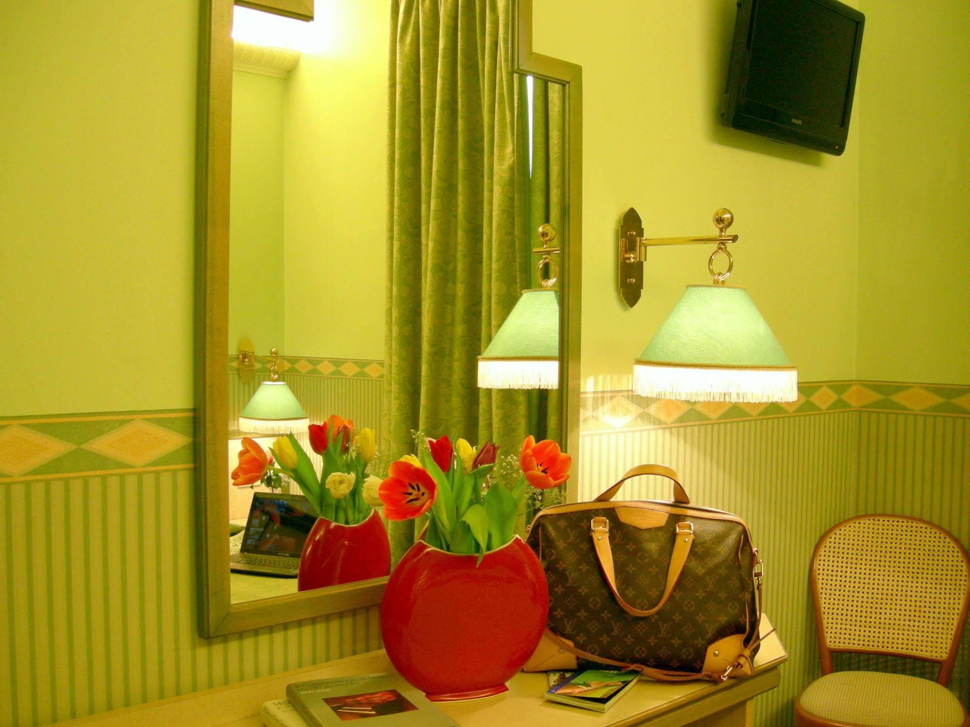 Buenos Aires Hotel Milán Exteriér fotografie